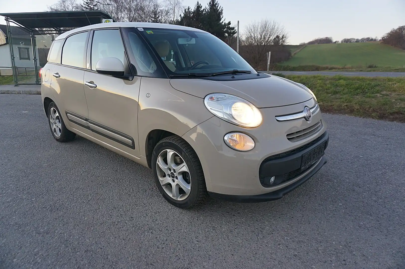 Fiat 500 L Living 1,3 Multijet II 85 Start&Stop Pop Star Gelb - 2