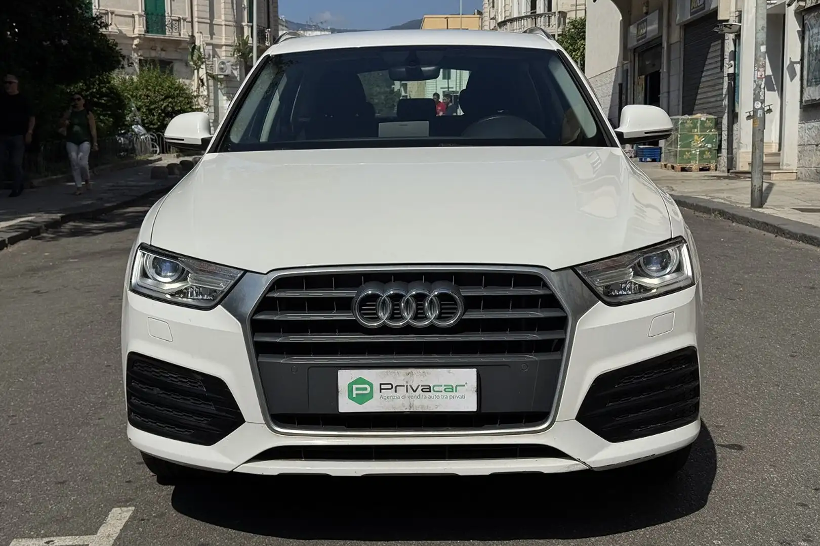 Audi Q3 Q3 2.0 TDI 150 CV S tronic Weiß - 2