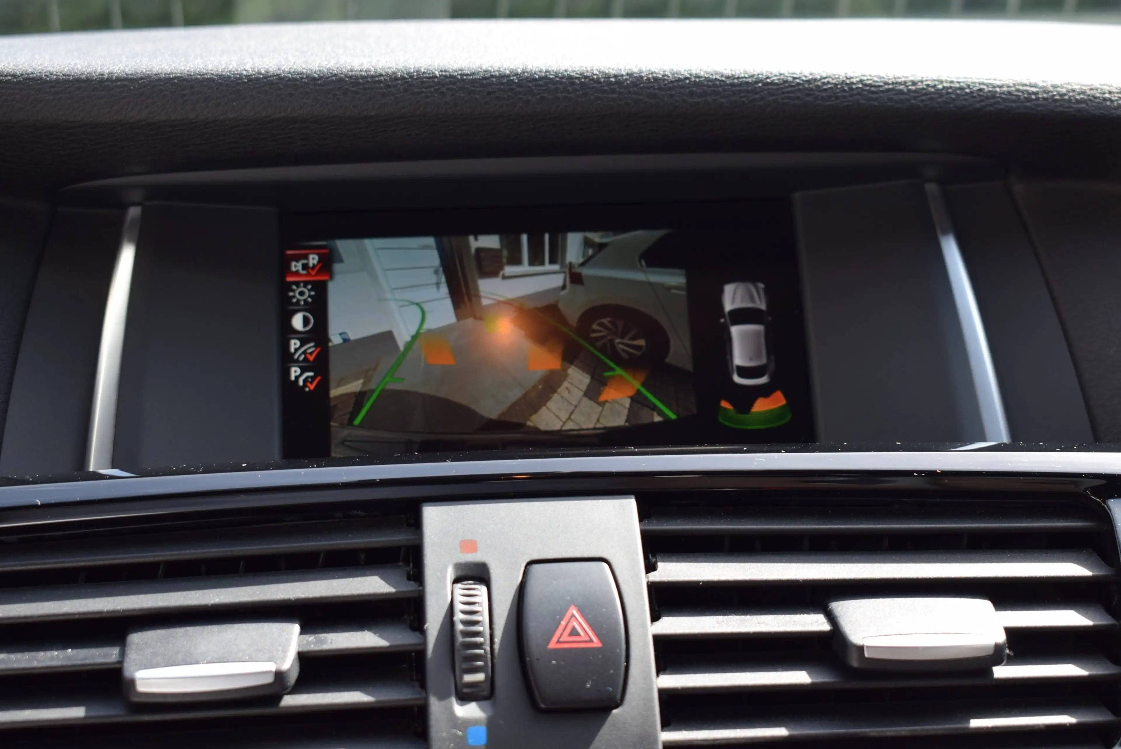 BMW X4 xDrive 20 d xLine Navi/Cam/ALU — photo 12