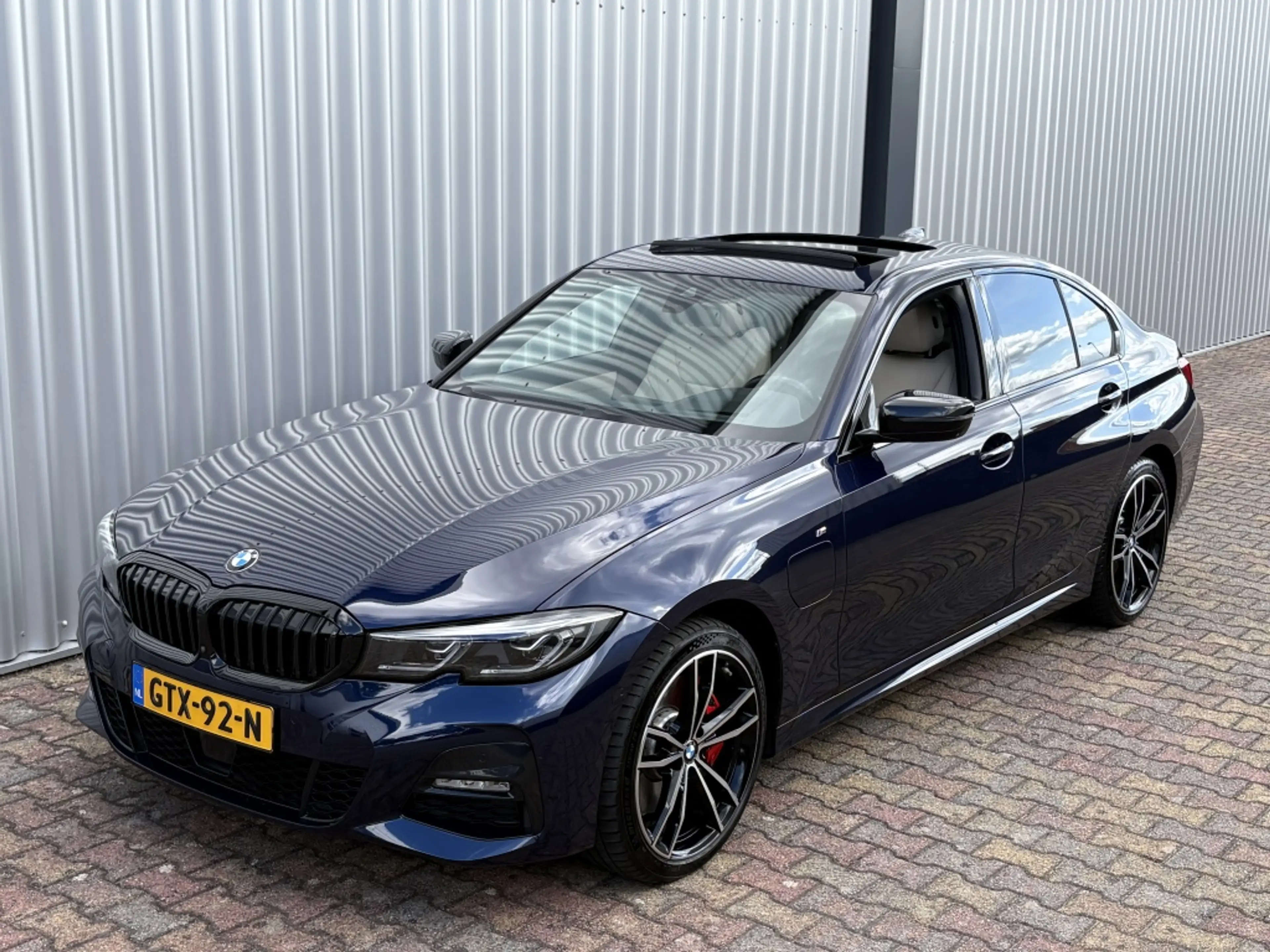 BMW 330 3-serie 330e High Executive | M Sport Plus Pakket — photo 6