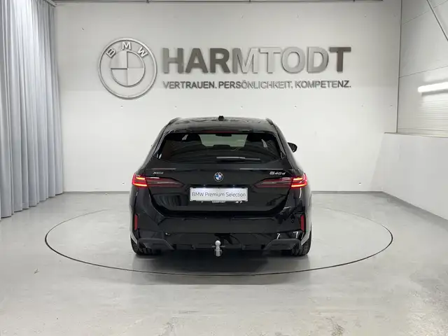 BMW M view 5
