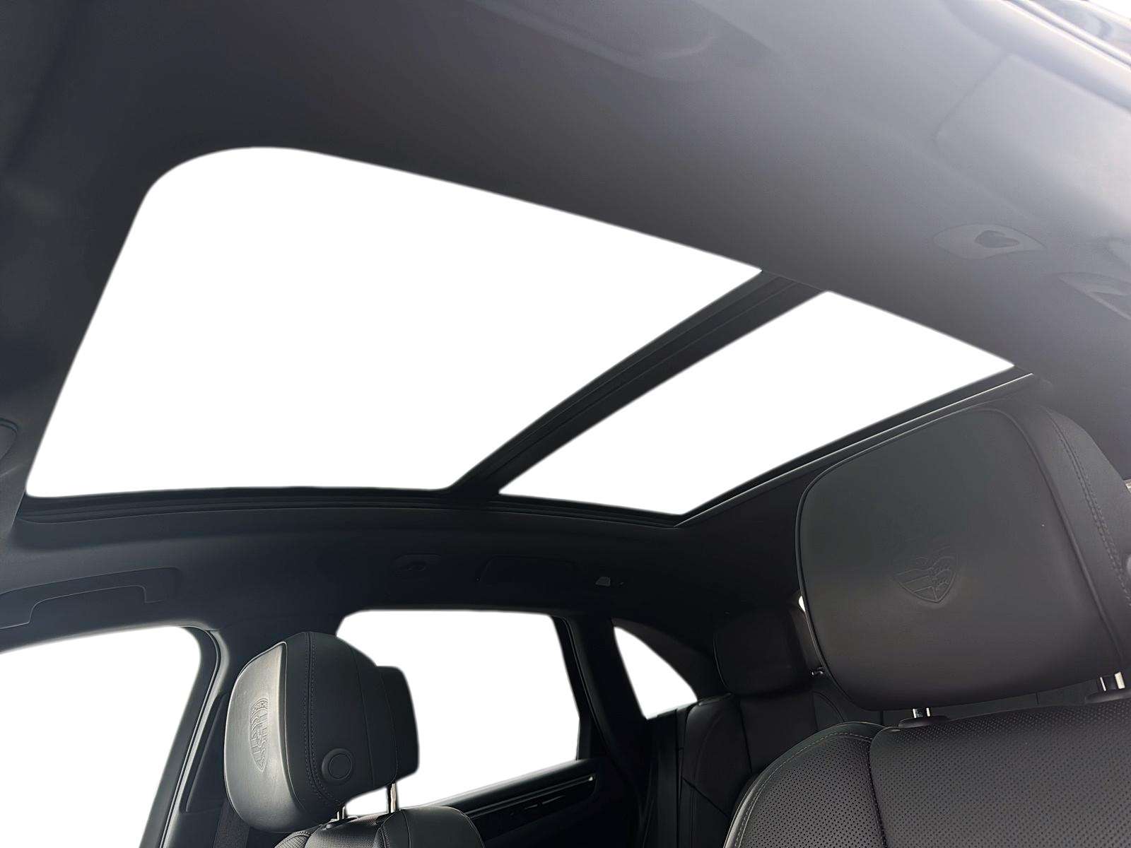 2024 Porsche Macan S thumb 26