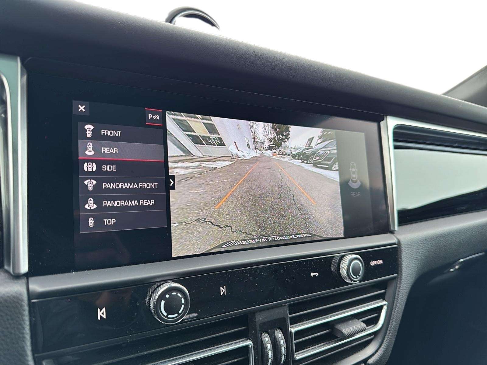2024 Porsche Macan S thumb 27