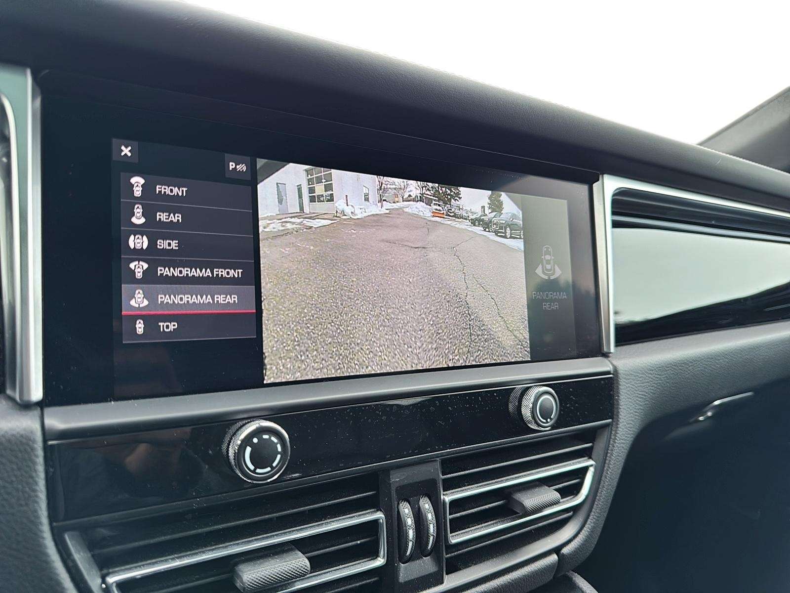 2024 Porsche Macan S thumb 31
