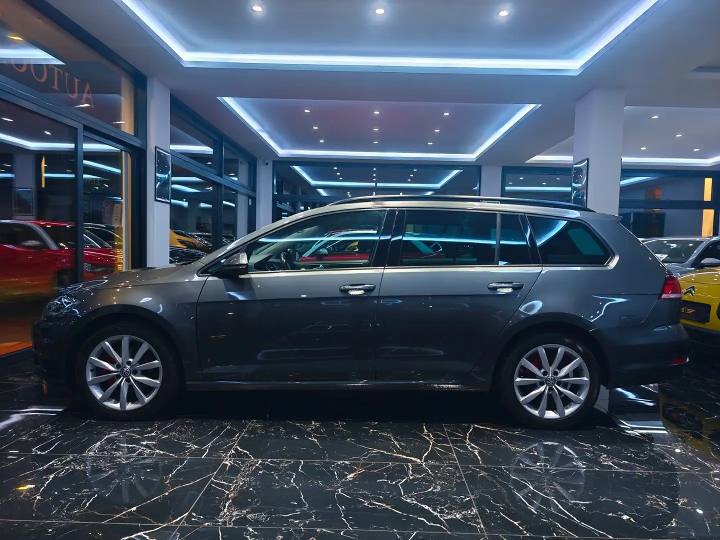 Volkswagen Golf VII Variant BMT/Start-Stopp VOLLDIGITAL Gris - 1