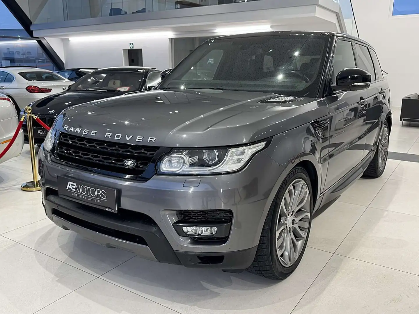 Land Rover Range Rover Sport 3,0 TDV6 HSE *VOLL*KREDIT-GARANTIE*20ZOLL* Grau - 2