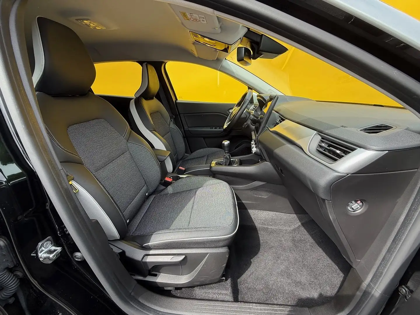 Renault Captur 1.3 TCE MILD HYBRID 140CH TECHNO - 2