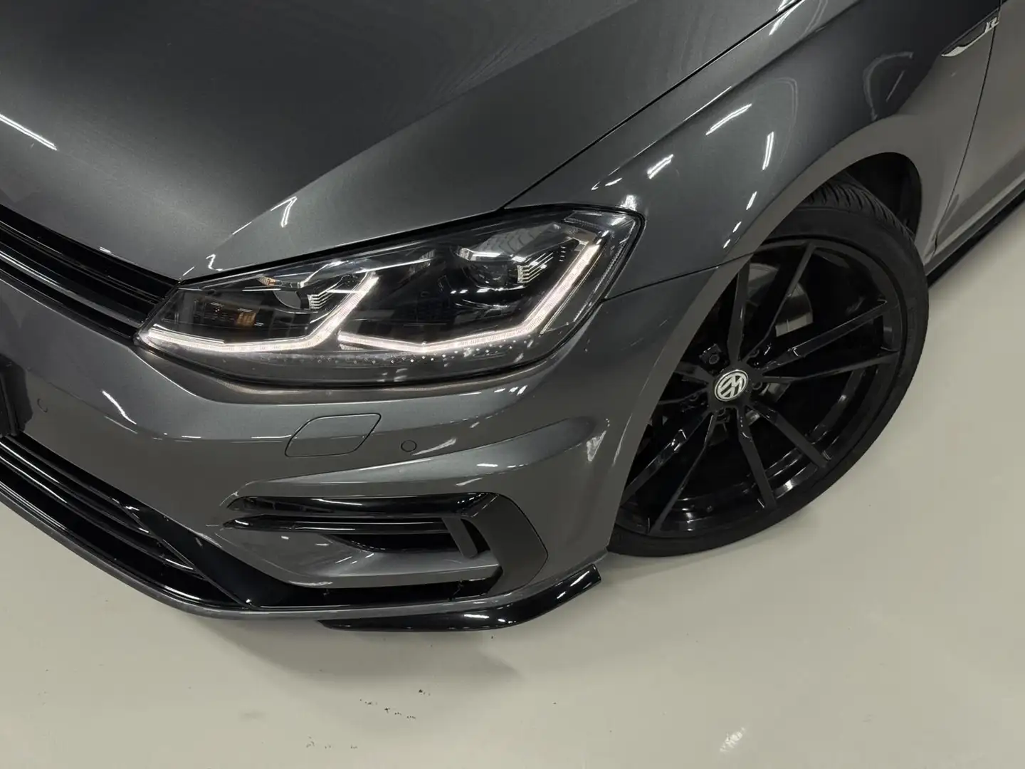 Volkswagen Golf 2.0 4Motion R | Pano | Dynaudio | Keyless Gris - 2
