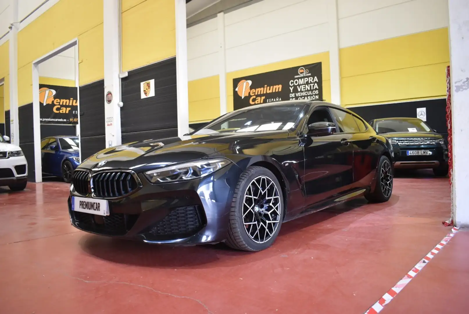 BMW 840 840d Gran Coupé xDrive Noir - 1