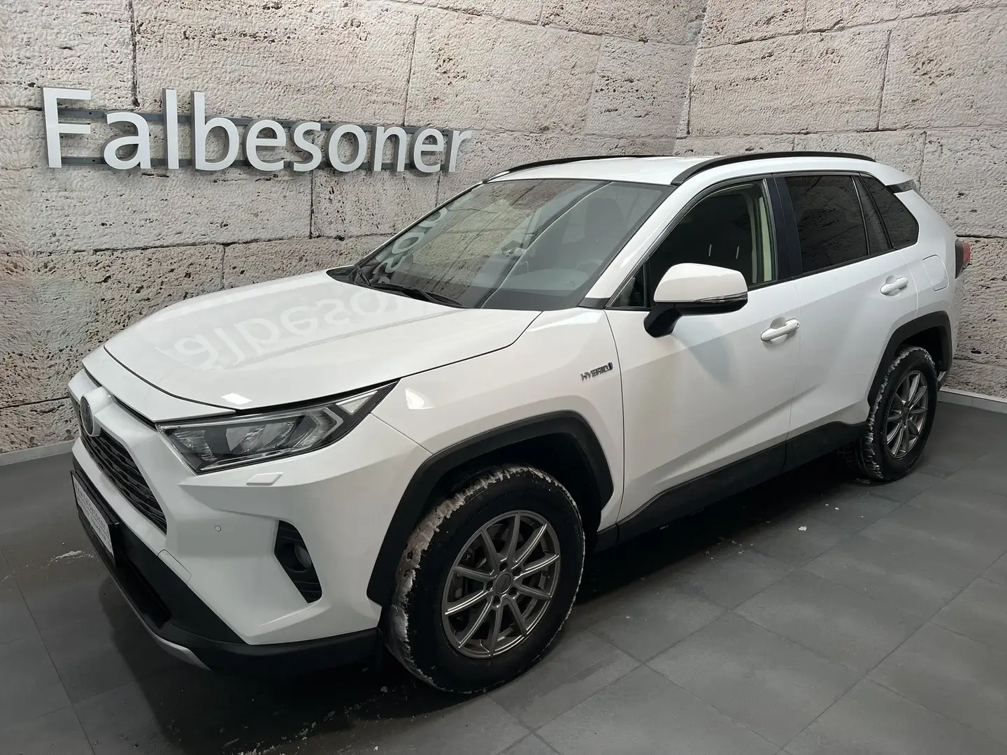 Toyota RAV 4 RAV4 2,5 Hybrid 4x2 Active + Winterpaket Weiß - 1