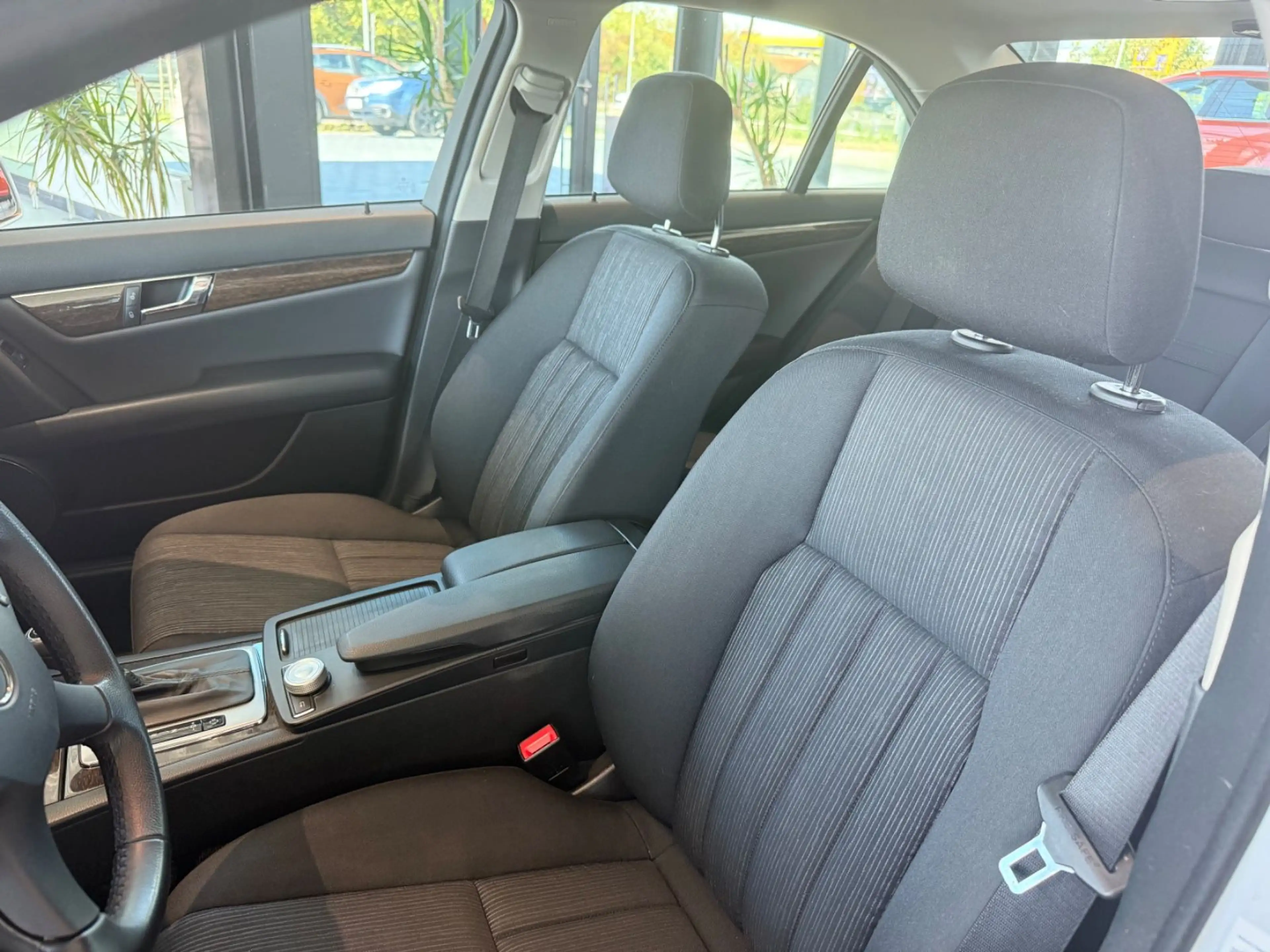 Mercedes-Benz C 200 AUTOMATIK+NAVI+SHZ+TEMPOMAT+PDC C 200 C Li — photo 8