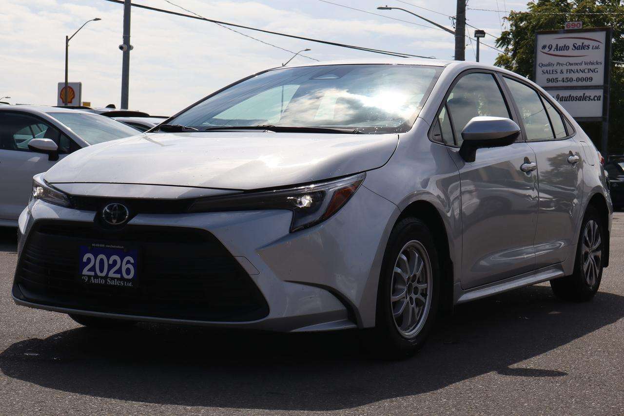 2026 Toyota Corolla Hybrid LE — photo 1