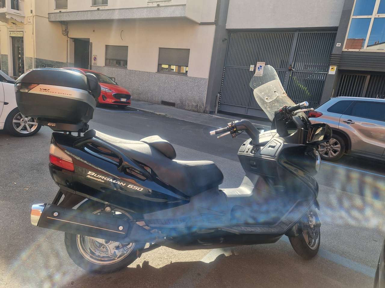 Suzuki Burgman 650 executive abs solo 32000km