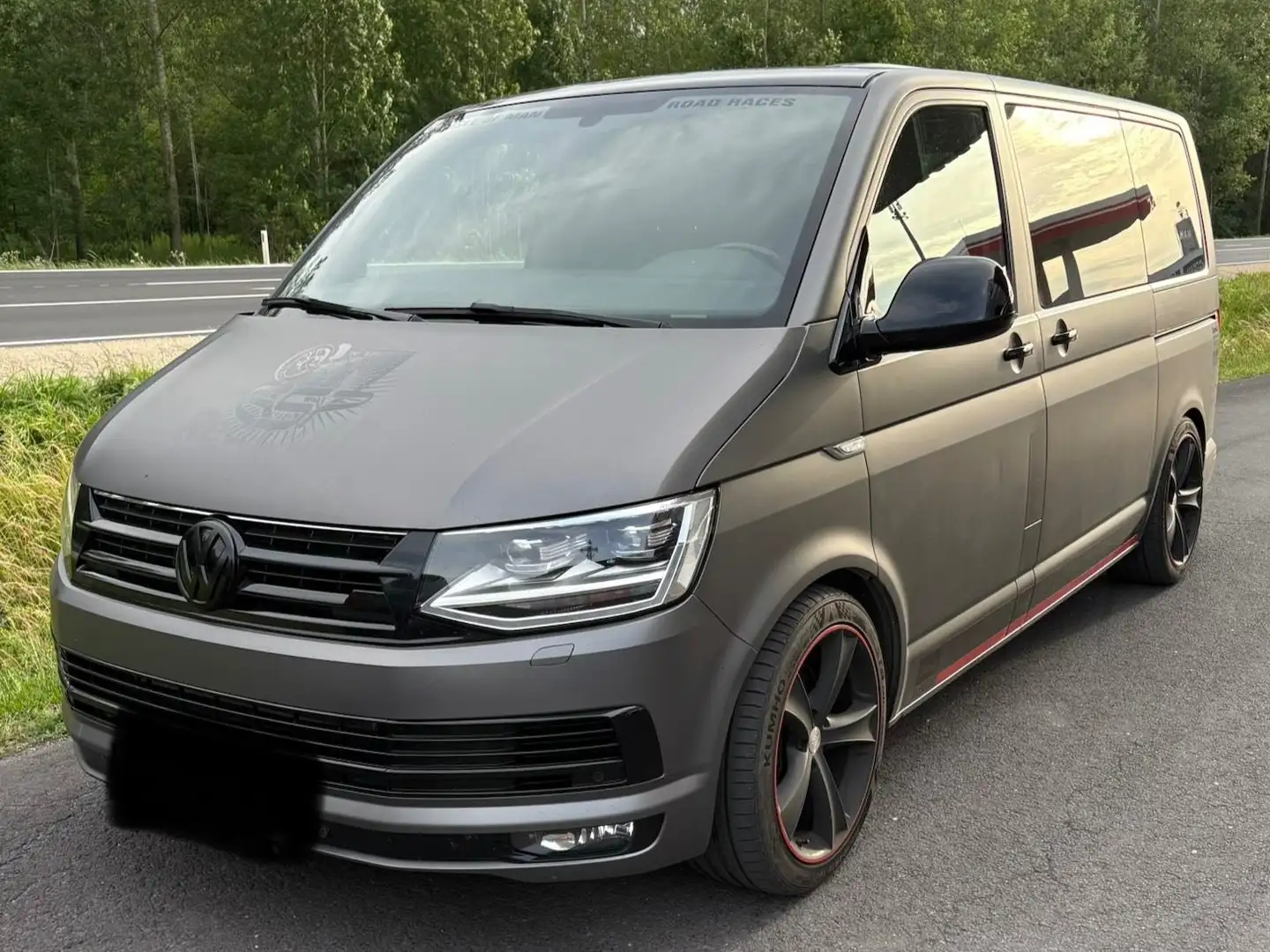 Volkswagen T6 Multivan Multivan Highline 2,0 TDI 4Motion BMT DSG Highline Grau - 2