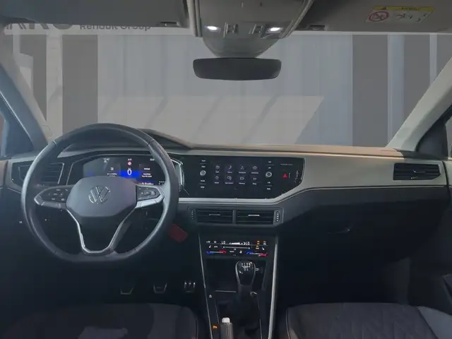 Volkswagen Polo view 10