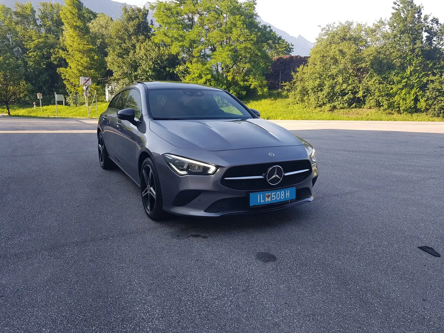 Mercedes-Benz CLA 200 CLA 200 d (118.612) Grau - 1