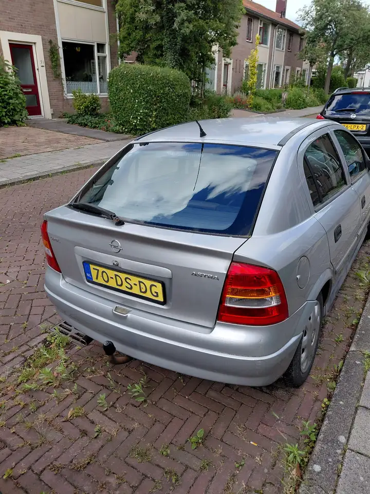 Opel Astra 1.6 Club, foto 2