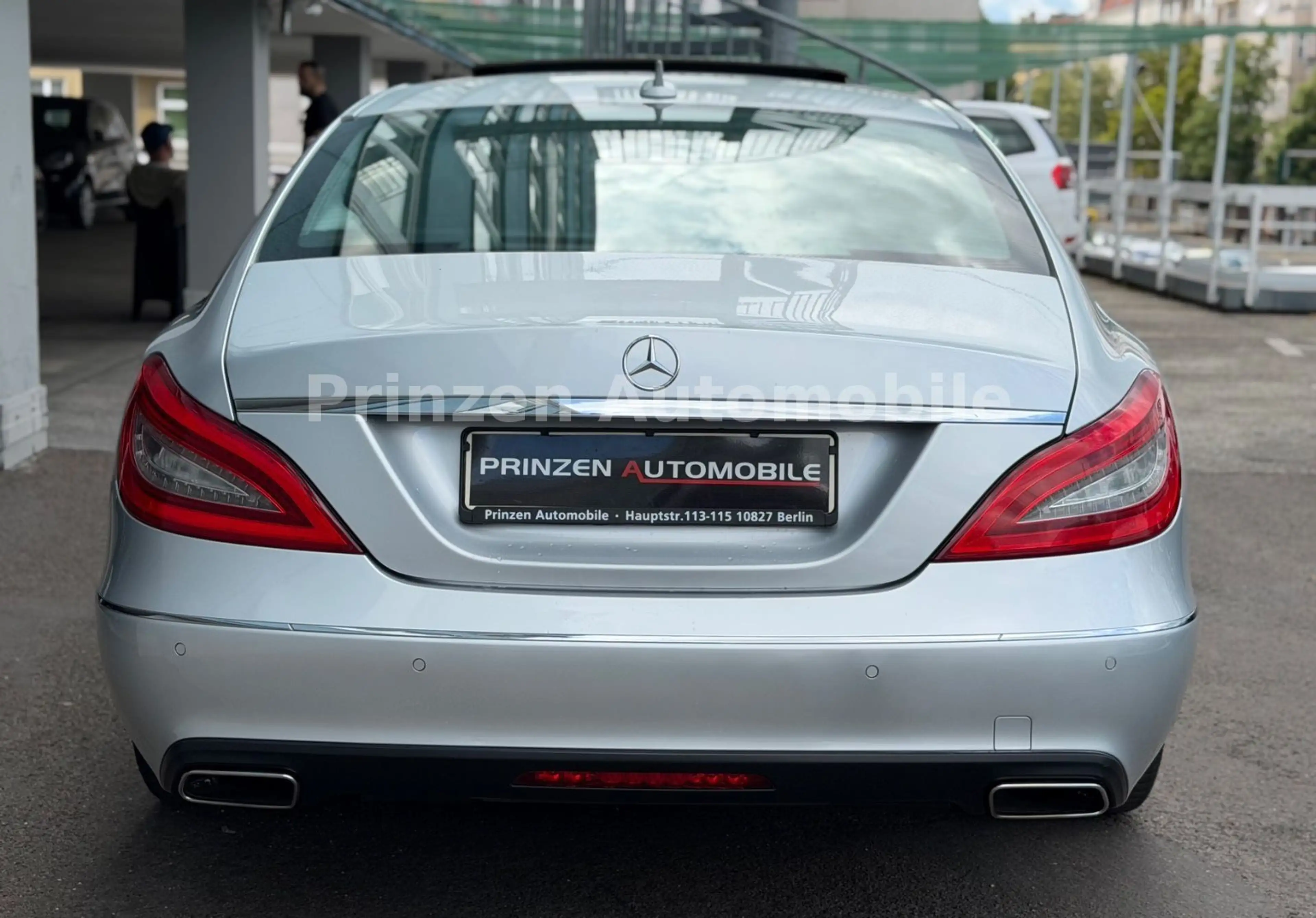 Mercedes-Benz CLS 350 CDI BlueE*Aut*S.Dach*Leder*2.Hand — photo 4