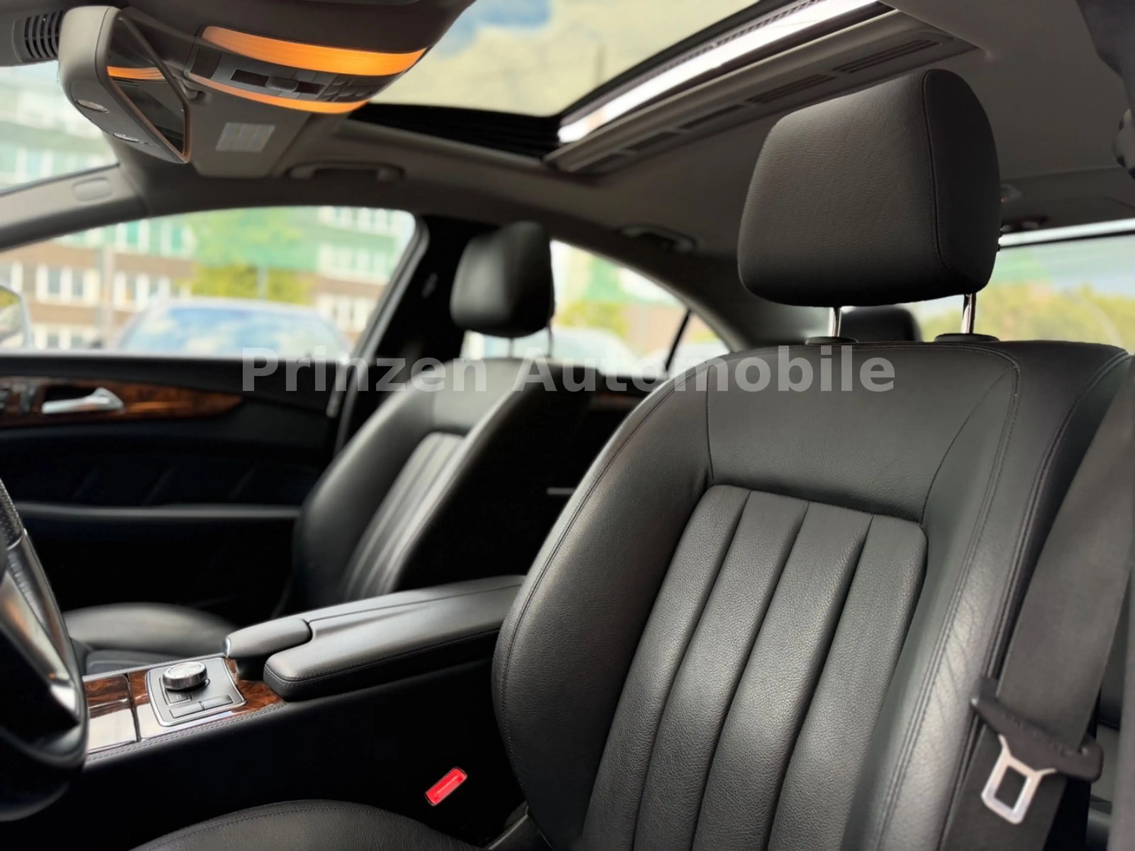 Mercedes-Benz CLS 350 CDI BlueE*Aut*S.Dach*Leder*2.Hand — photo 9