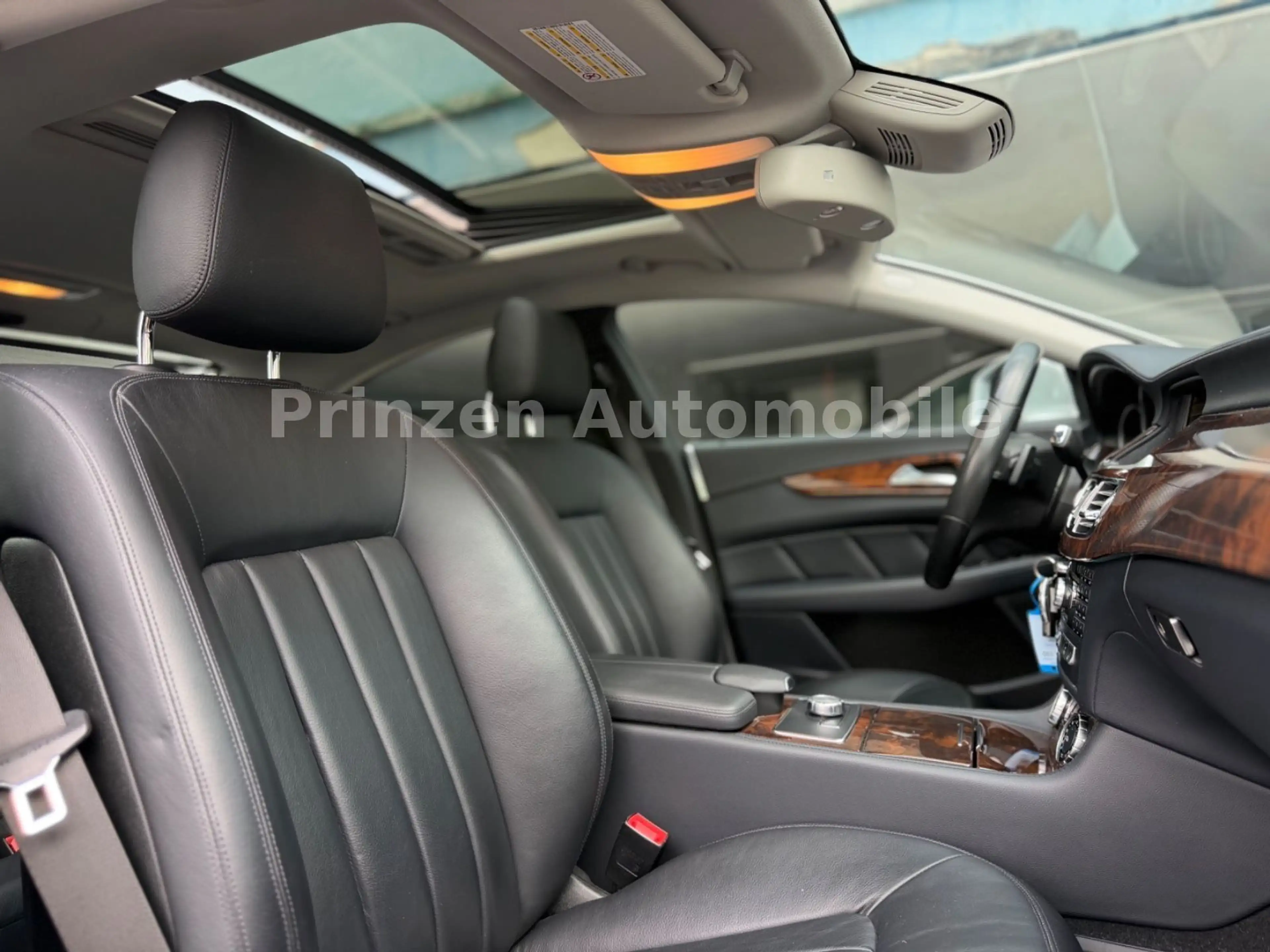 Mercedes-Benz CLS 350 CDI BlueE*Aut*S.Dach*Leder*2.Hand — photo 13