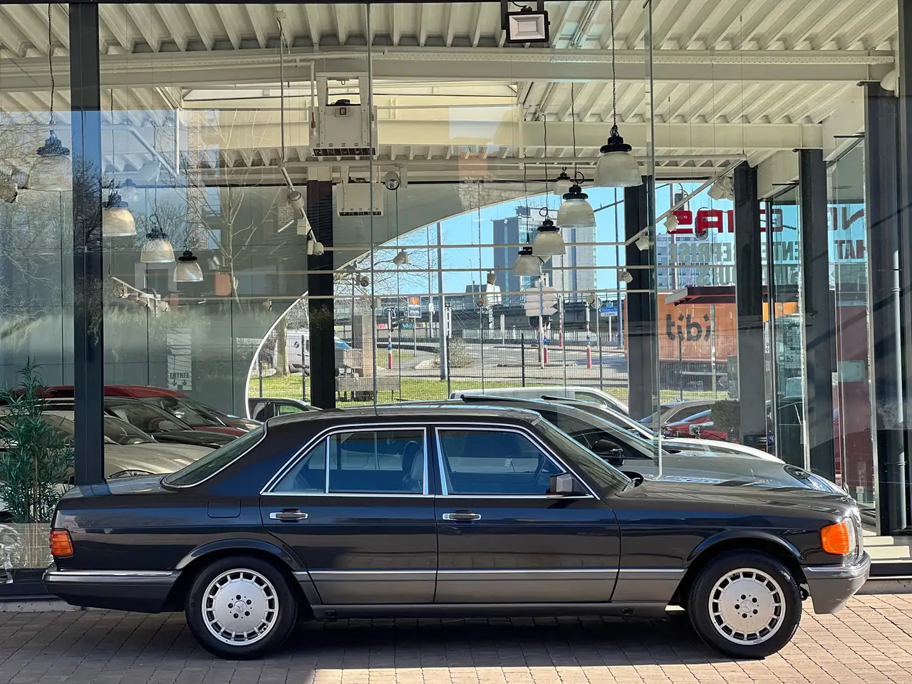 Mercedes-Benz 300 SE AIRCO-CUIR-4VE-ABS-JA16P (ETAT IMPECCABLE), foto 8