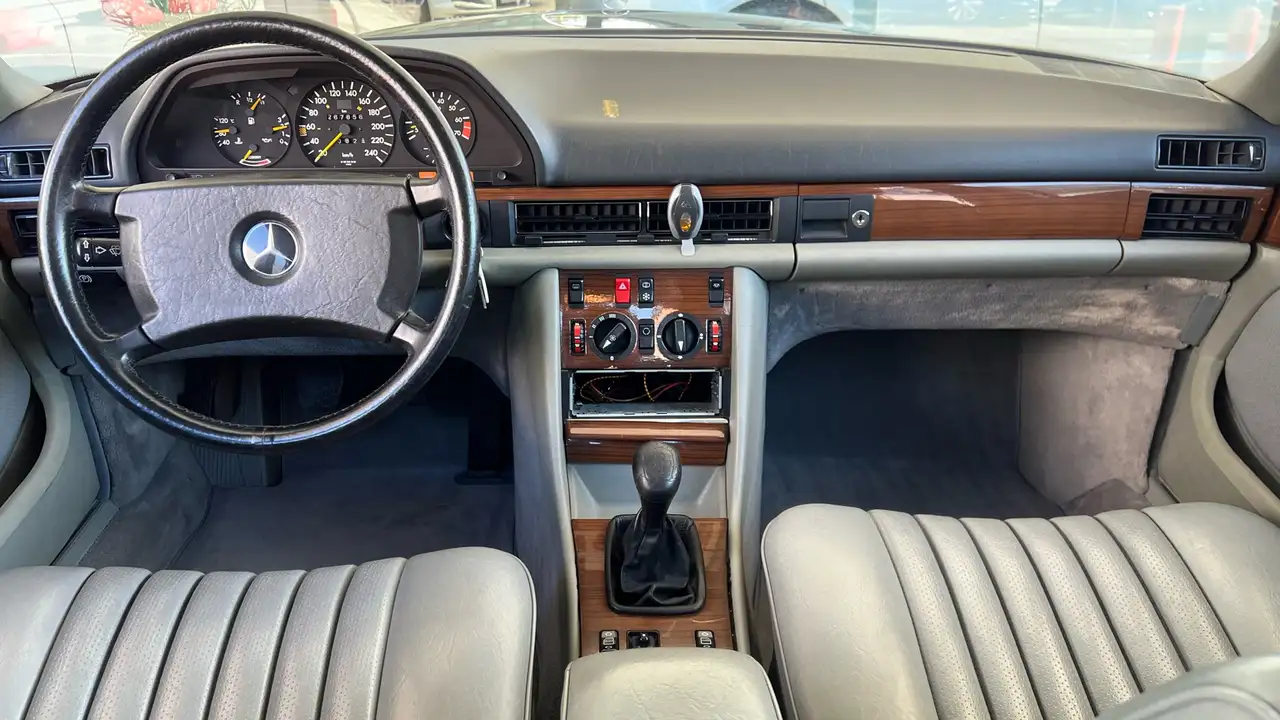 Mercedes-Benz 300 SE AIRCO-CUIR-4VE-ABS-JA16P (ETAT IMPECCABLE), foto 9