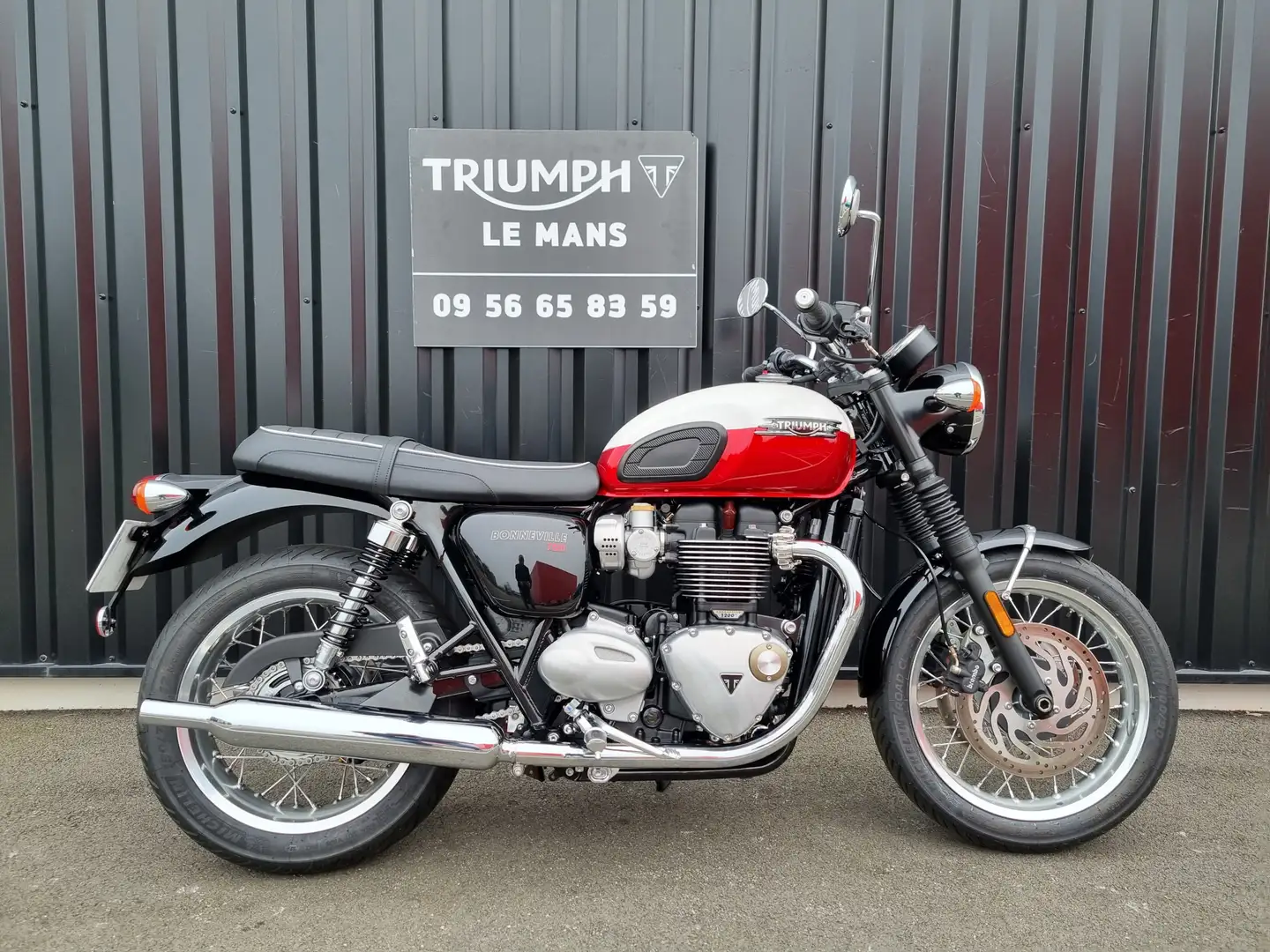 Triumph Bonneville T120 Roşu - 1