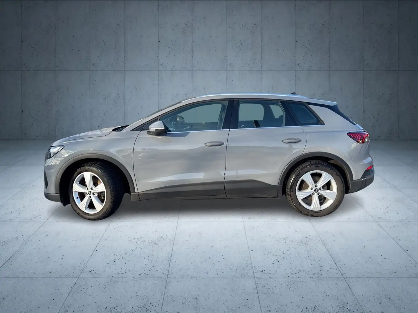 Audi Q4 e-tron 35 MMI/LED/19"/SHZ/connect/DAB/Klimaau Grau - 2