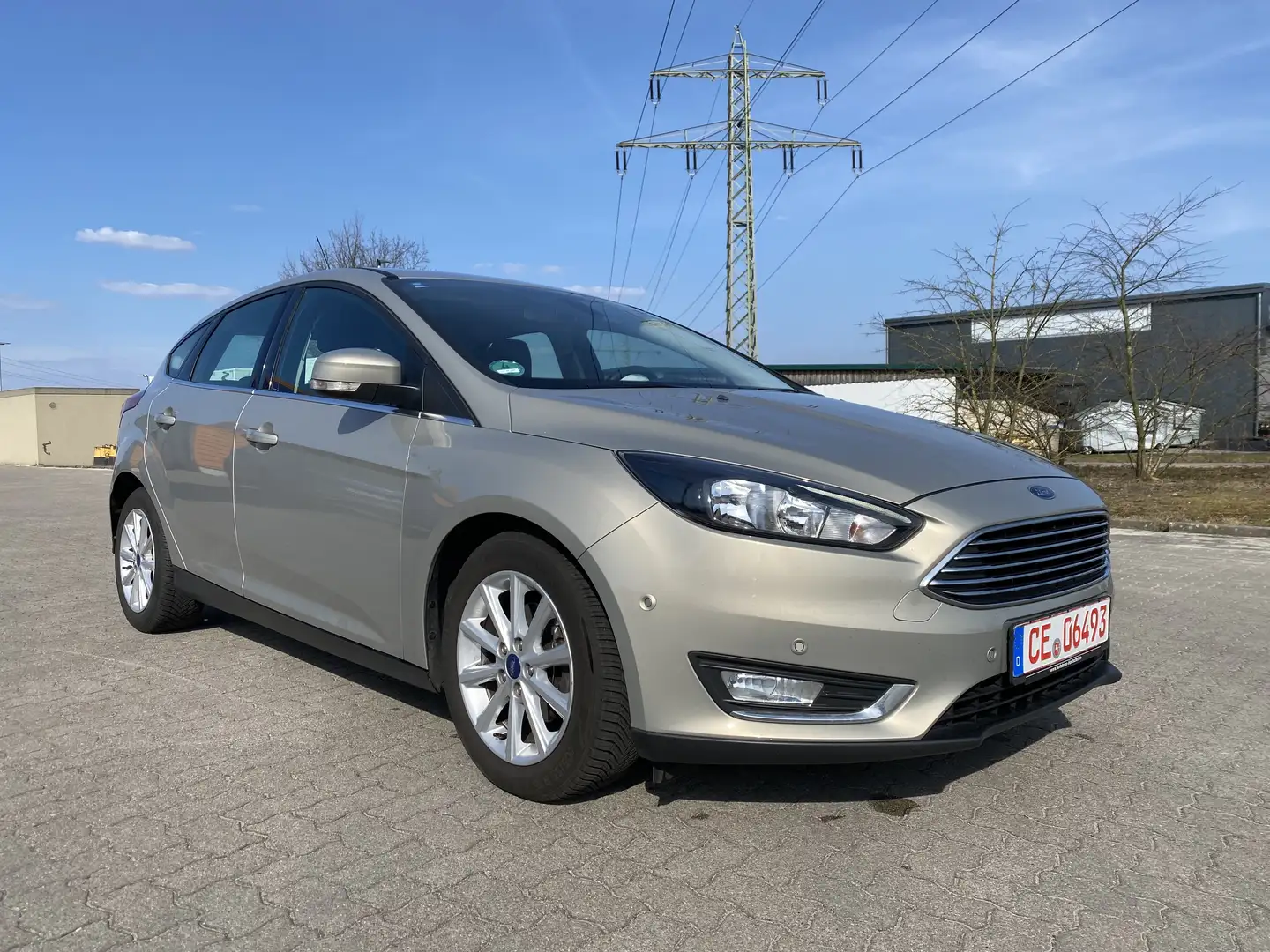 Ford Focus Titanium *Navi*Klima*PDC* Beige - 2
