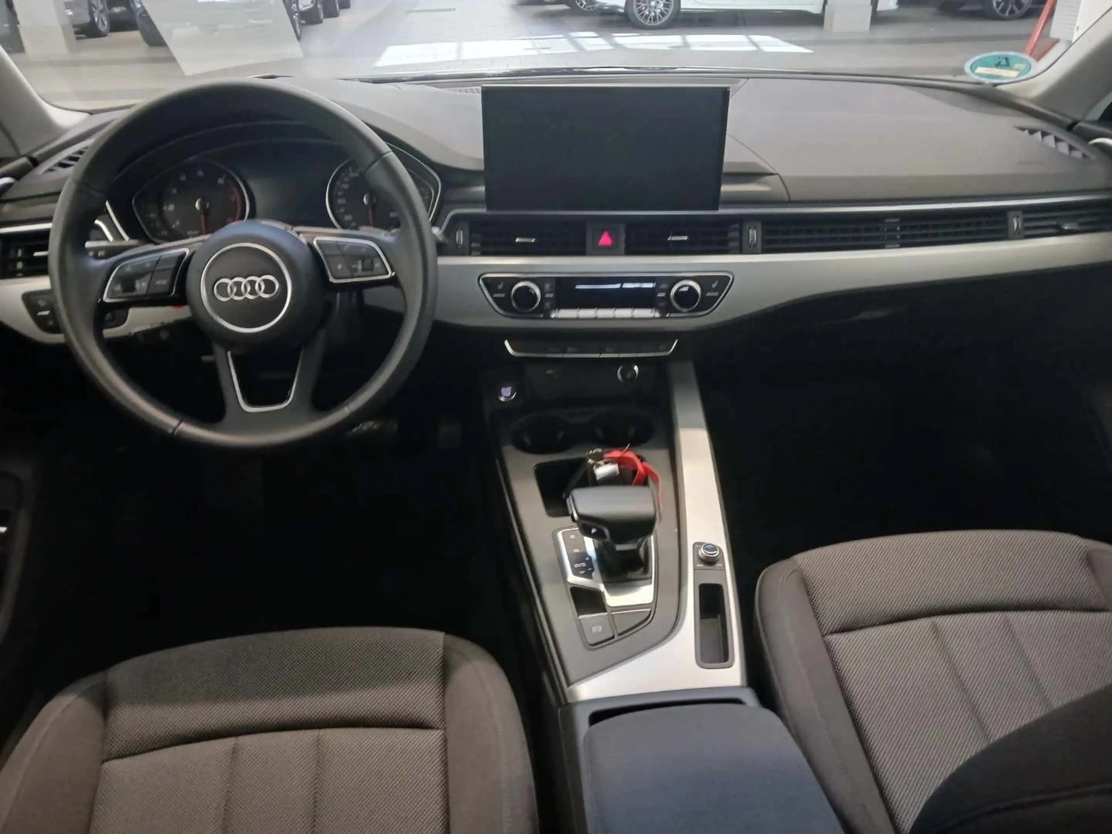Audi A4 Avant 35 TFSI S-tronic SHZ AHK LED RFK ALU — photo 13