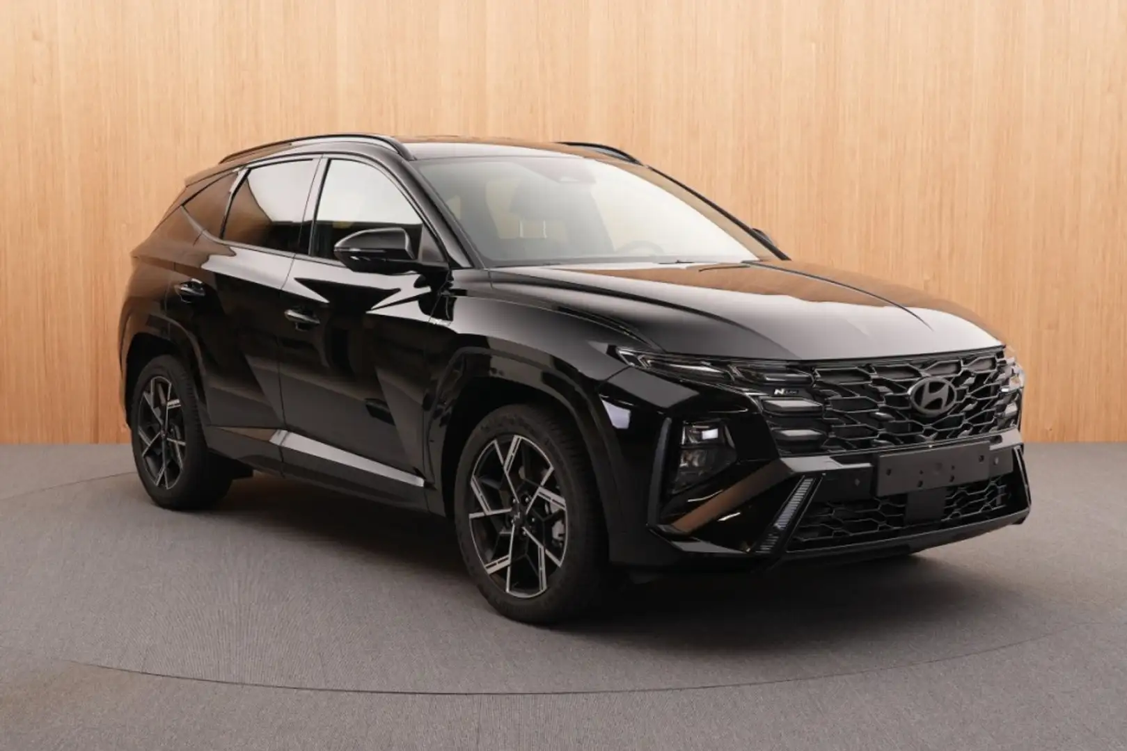 Hyundai TUCSON 1.6 T-GDI DCT N-Line Navi LED 19 Zoll SHZ Schwarz - 1