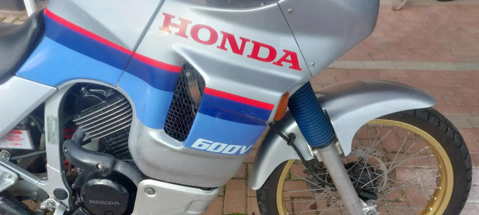 Honda XL 600 Honda Transalp 600 Zilver - 1