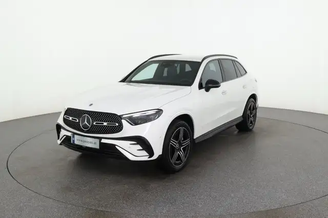 Mercedes-Benz GLC 300 de 4MATIC mit EQ Hybrid Technologie Österreich-Edi Ansicht 2