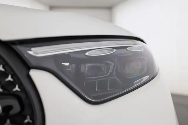 Mercedes-Benz GLC 300 de 4MATIC mit EQ Hybrid Technologie Österreich-Edi Ansicht 20