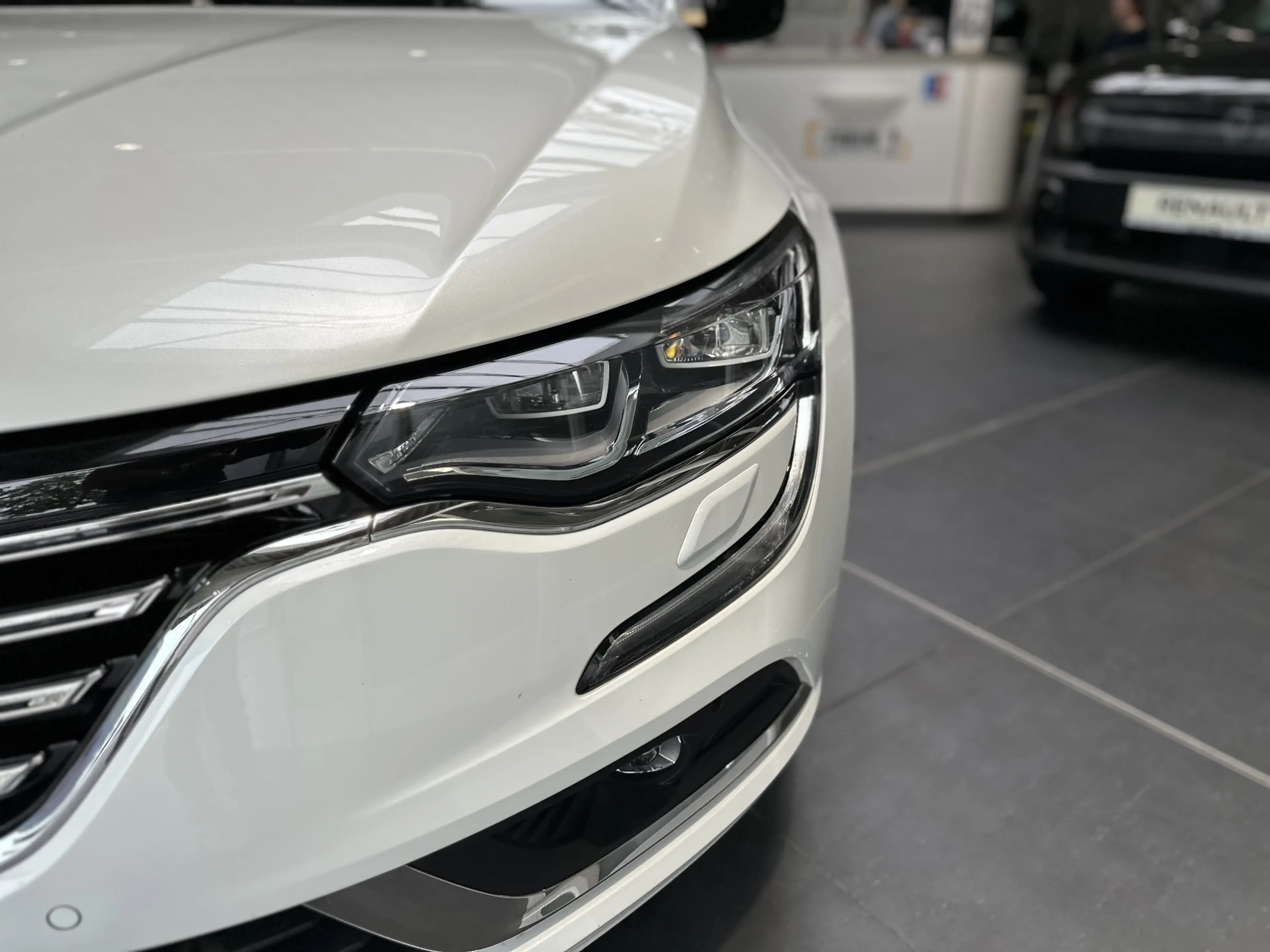Renault Talisman Grandtour S-Edition TCe 225 EDC — photo 3