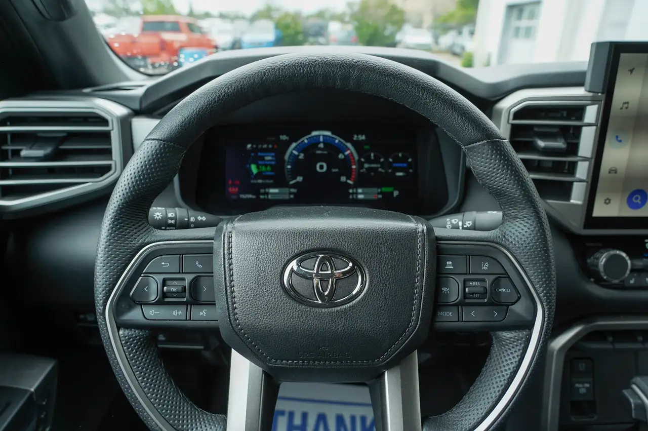 Toyota Tundra photo Toyota Tundra