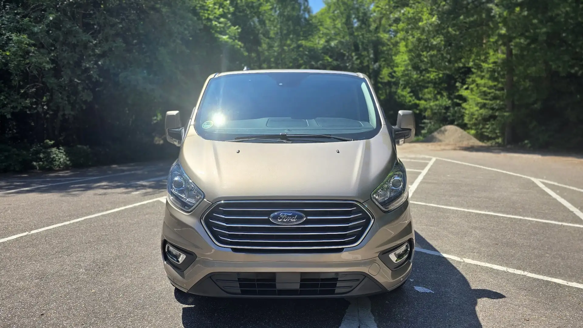Ford Transit Custom 320 L1 Tourneo Titanium Grau - 1