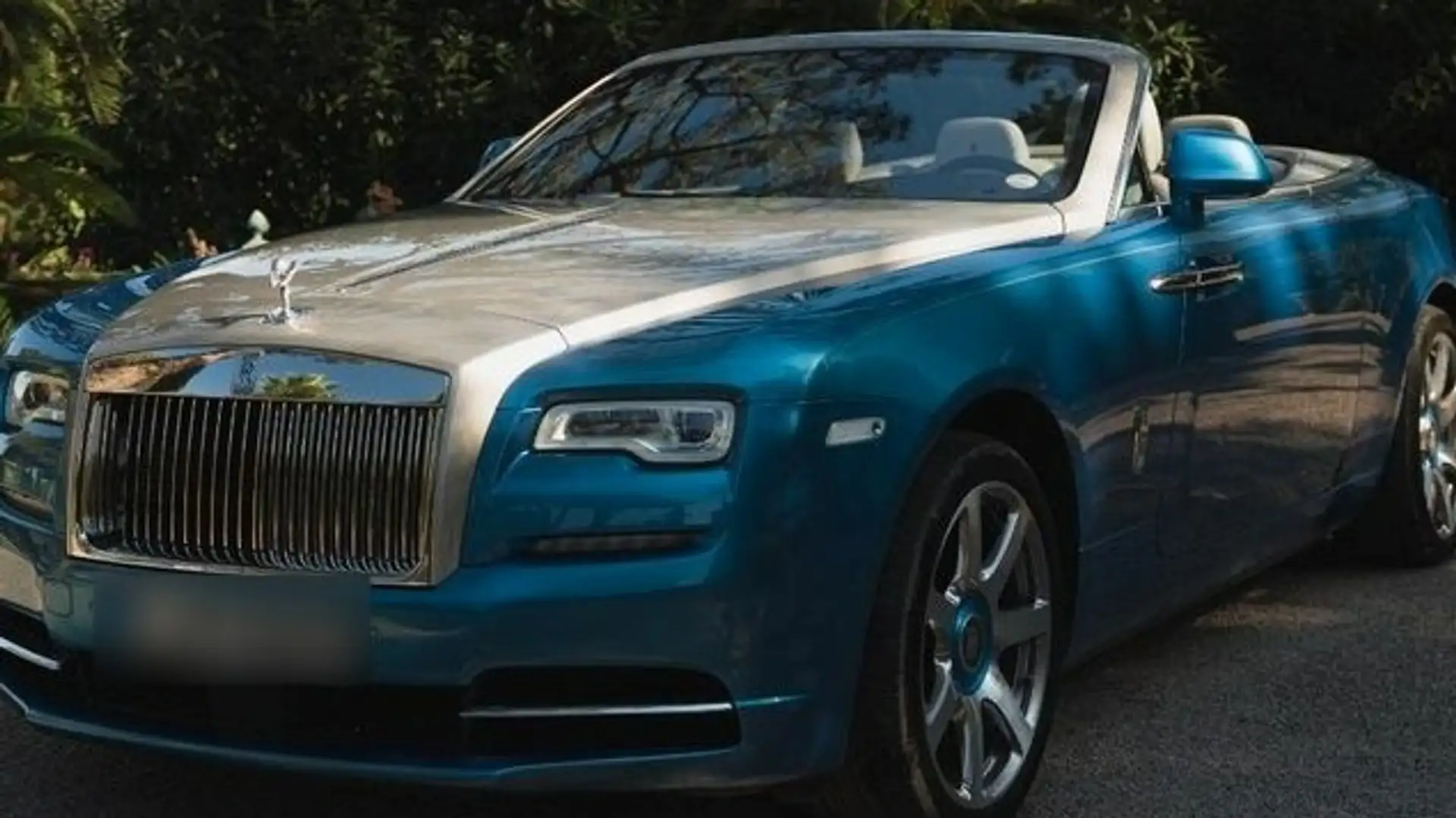 Rolls-Royce Dawn 6.6 V12 Azul - 2