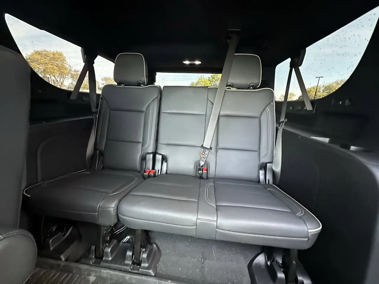 GMC Yukon снимка GMC Yukon