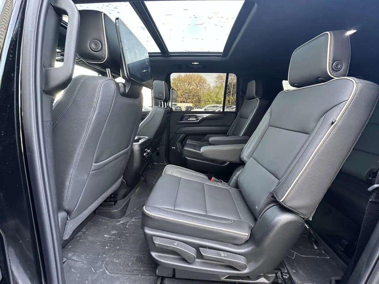 GMC Yukon снимка GMC Yukon