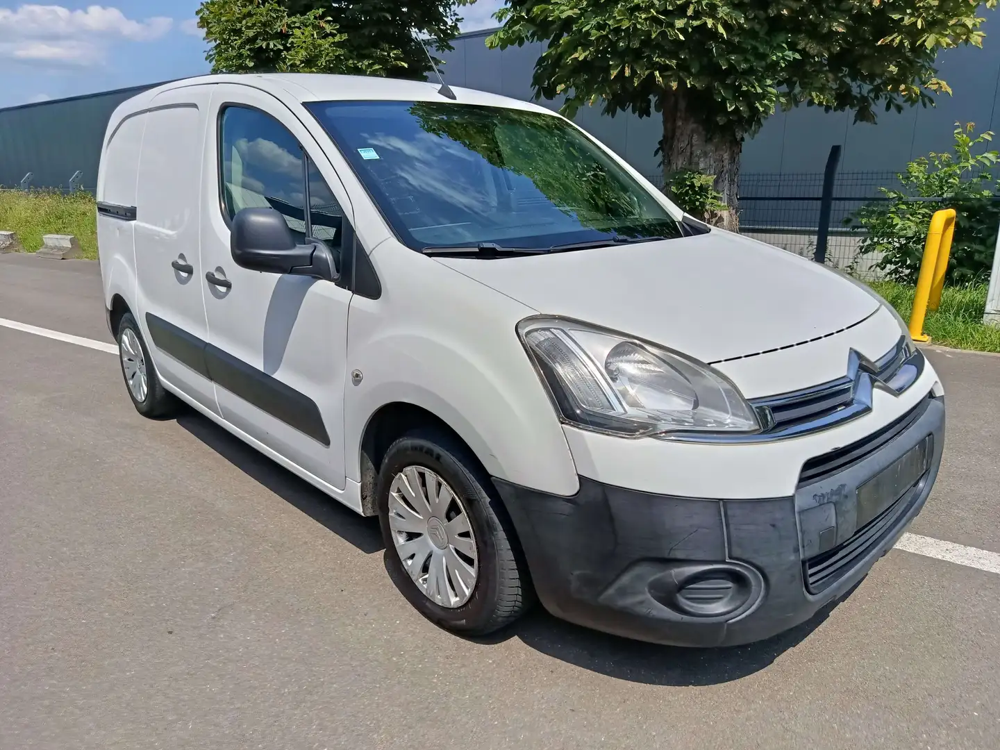 Citroen Berlingo 1.6 HDi Airco Navigation Blanc - 2