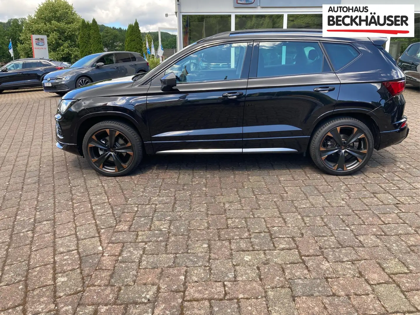 CUPRA Ateca 2,0TSI DSG 4Drive - AHK, SHZ, Rückfahrkamera, G... Schwarz - 2