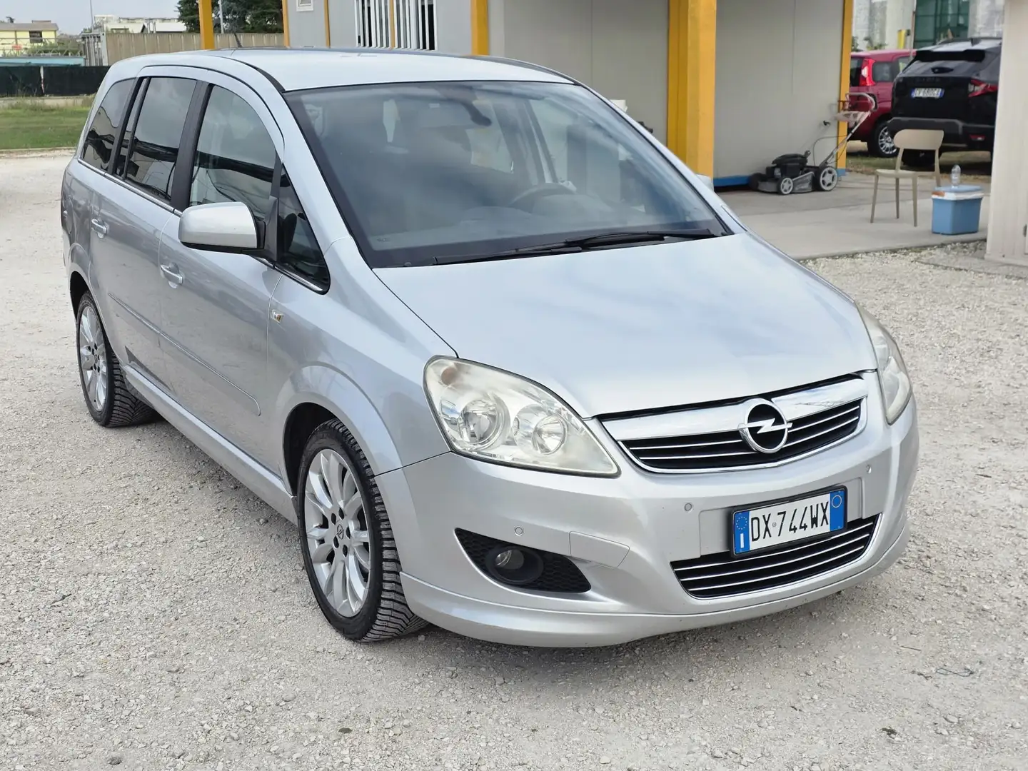 Opel Zafira 1.6 metano 7 posti 2009 - 1