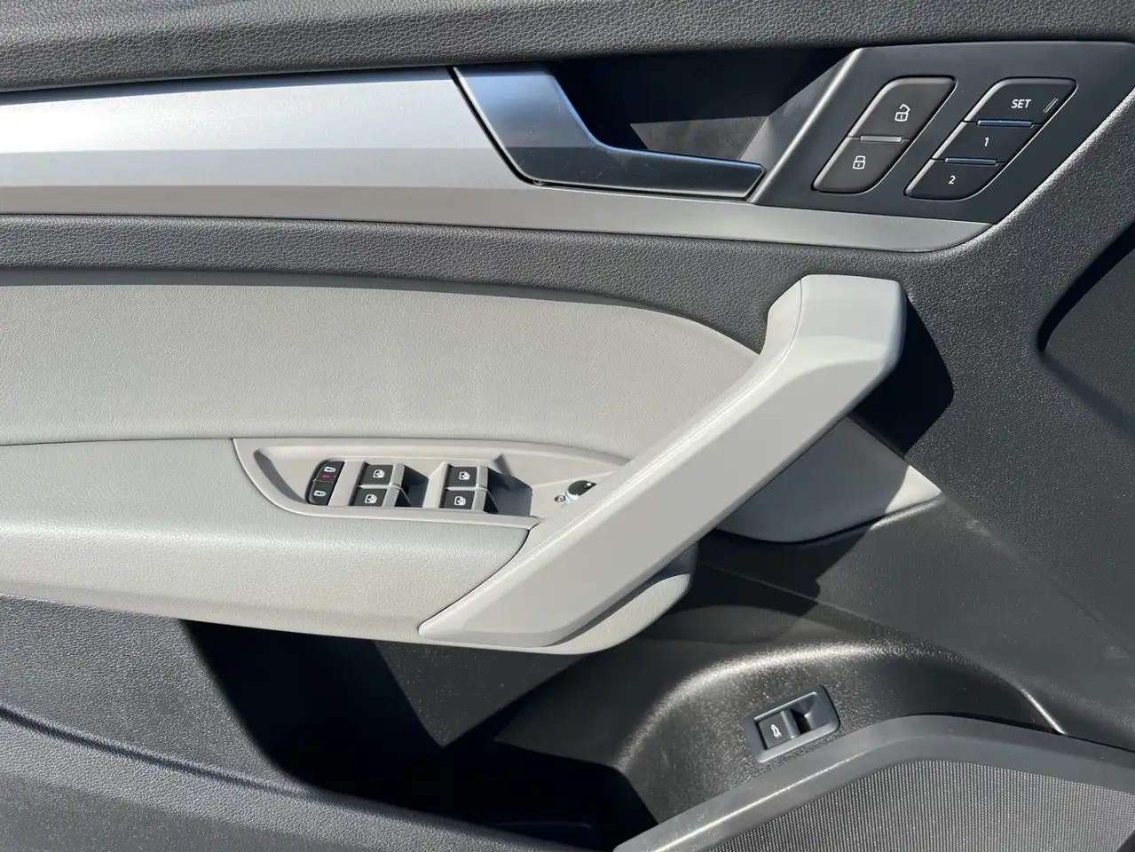 Audi Q5 снимка Audi Q5