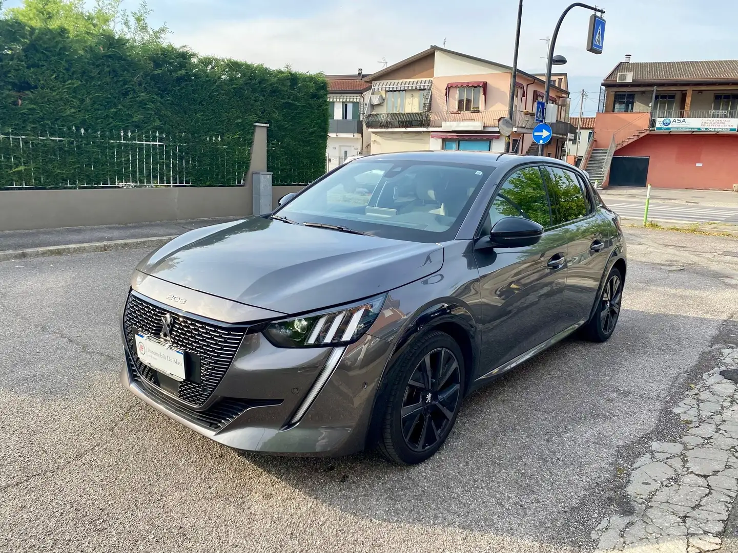 Peugeot 208 1.2 puretech GT EAT8 UNICO PROPRIETARIO Grigio - 1