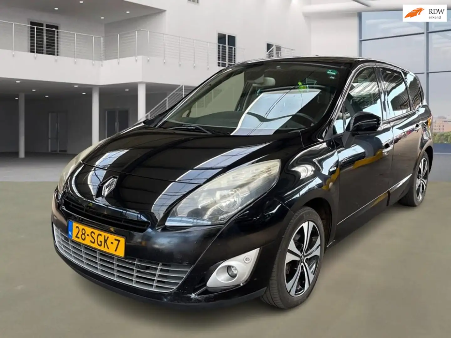 Renault Grand Scenic 1.4 TCe Bose 7p. PANO NAVI LEDER PSENSOR CRUISE TR Zwart - 1