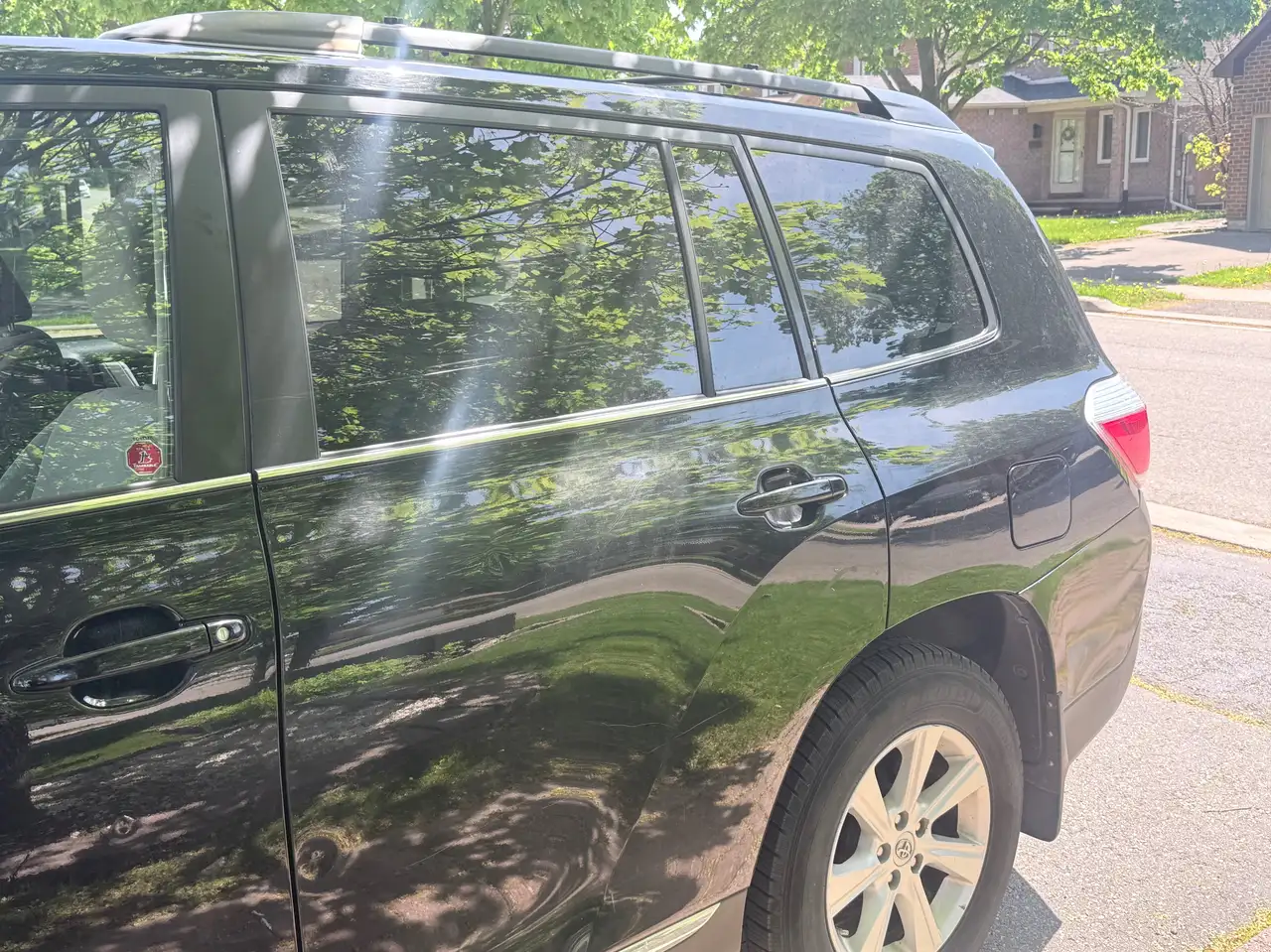 Toyota Highlander снимка Toyota Highlander