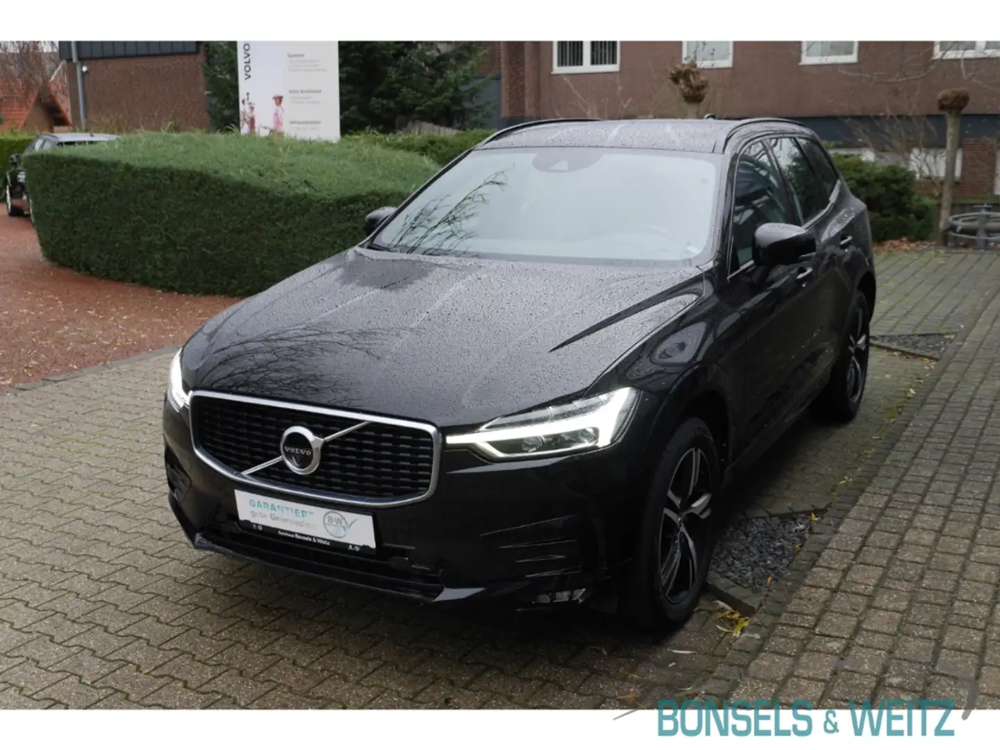 Volvo XC60 R Design 2WD Navi 360GradKamera LED Tempomat Anhän Schwarz - 2