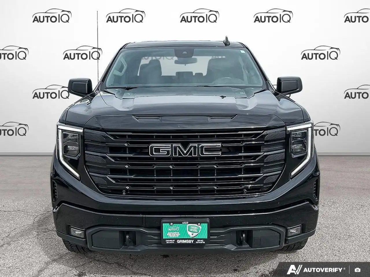 GMC Sierra 1500 снимка GMC Sierra 1500