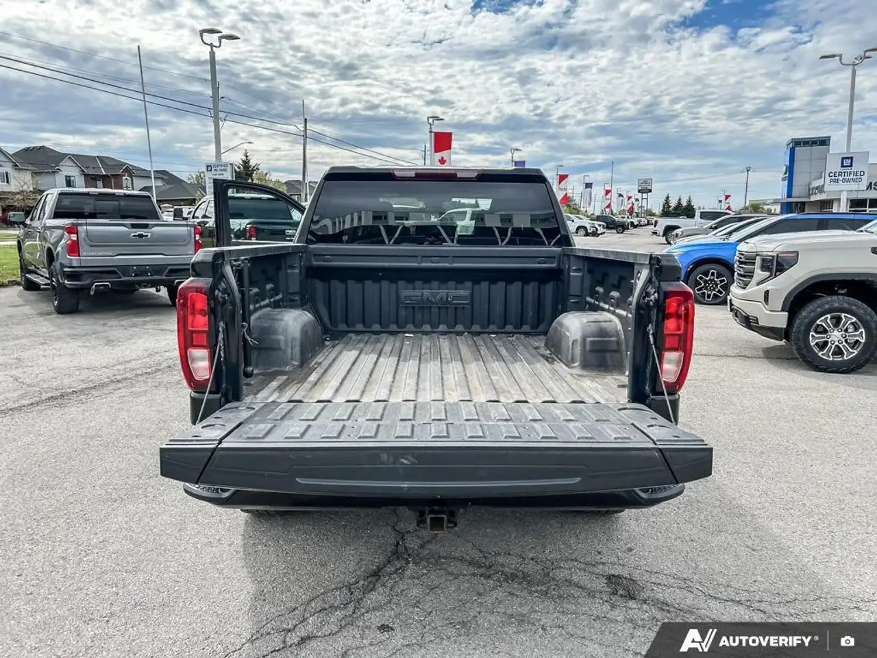 GMC Sierra 1500 снимка GMC Sierra 1500